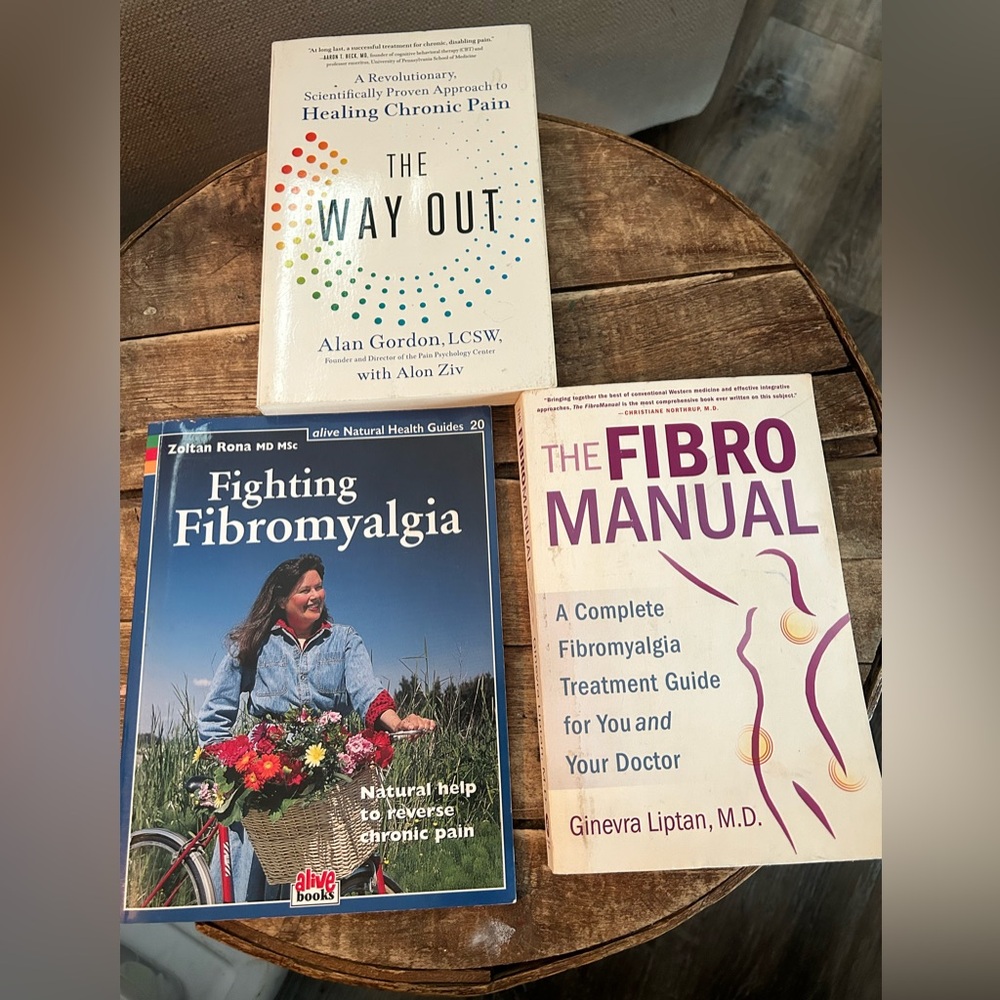 Multiples Fibromyalgia and Chronic Pain Book Set - White, Blue, Purple Covers